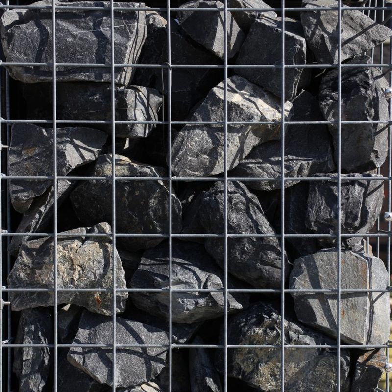 ガビオン　黒砕石