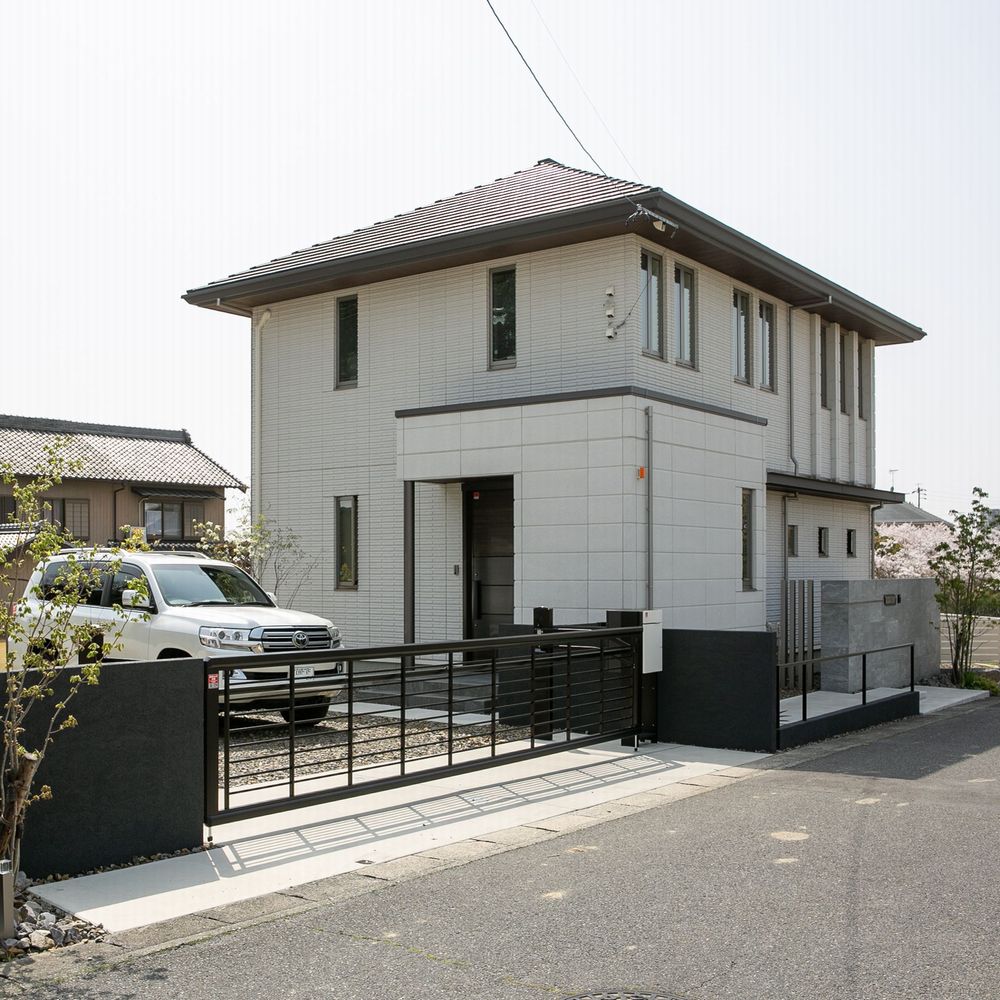 グレー基調のクローズドモダン 知多市