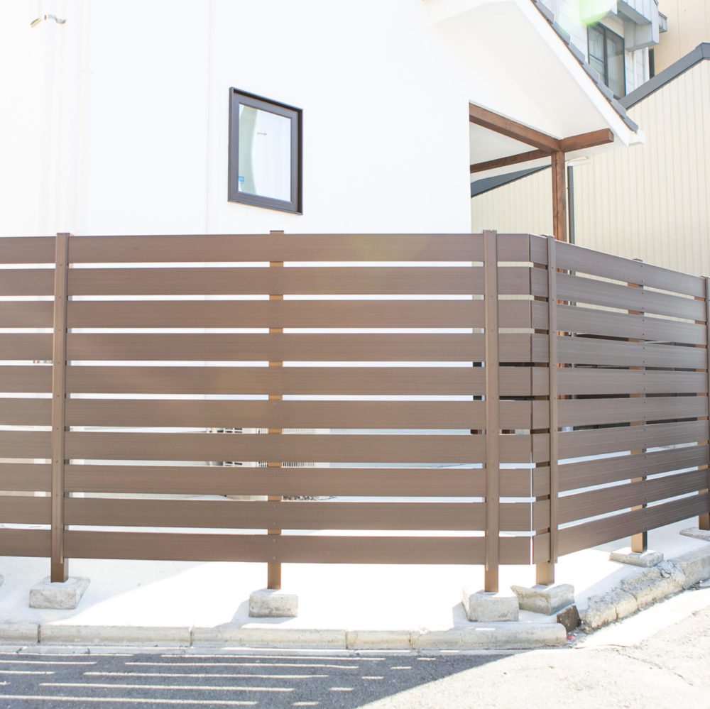 大人可愛いシンプルエクステリア　名古屋市