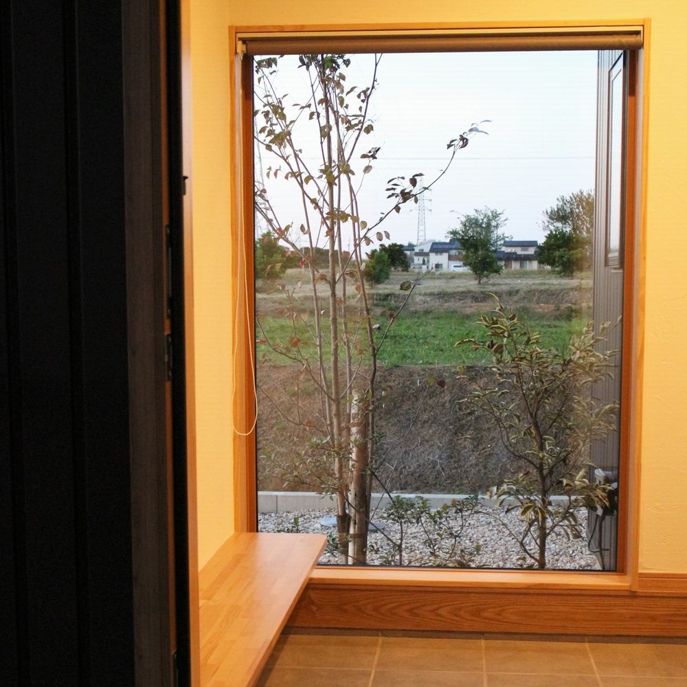 穏やかな時間を育む天然素材の外構　豊田市