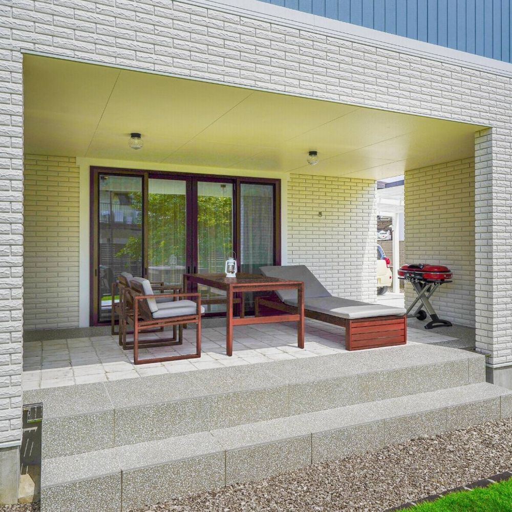 庭　タイルテラス