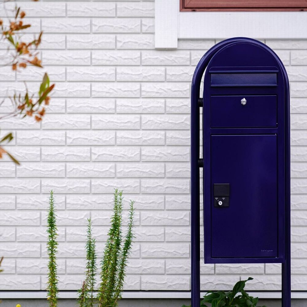 宅配ボックスポスト　ボビカーゴ　オシャレ